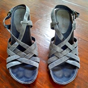 Blue Strappy Aerosoles Wedge Sandals Size 9.5